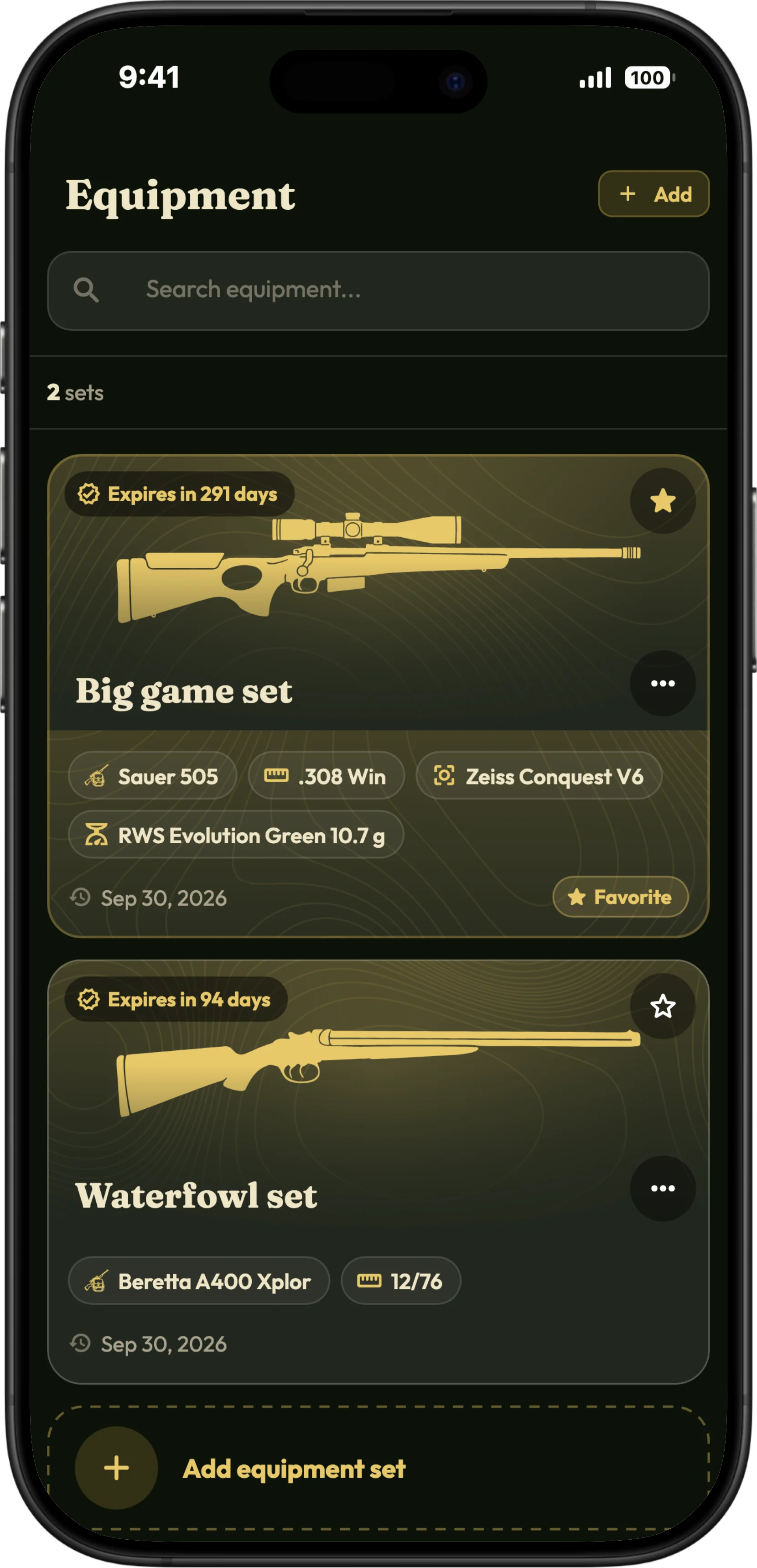 Lista de echipament din HunTracker pe iPhone, cu arme și seturi de echipament