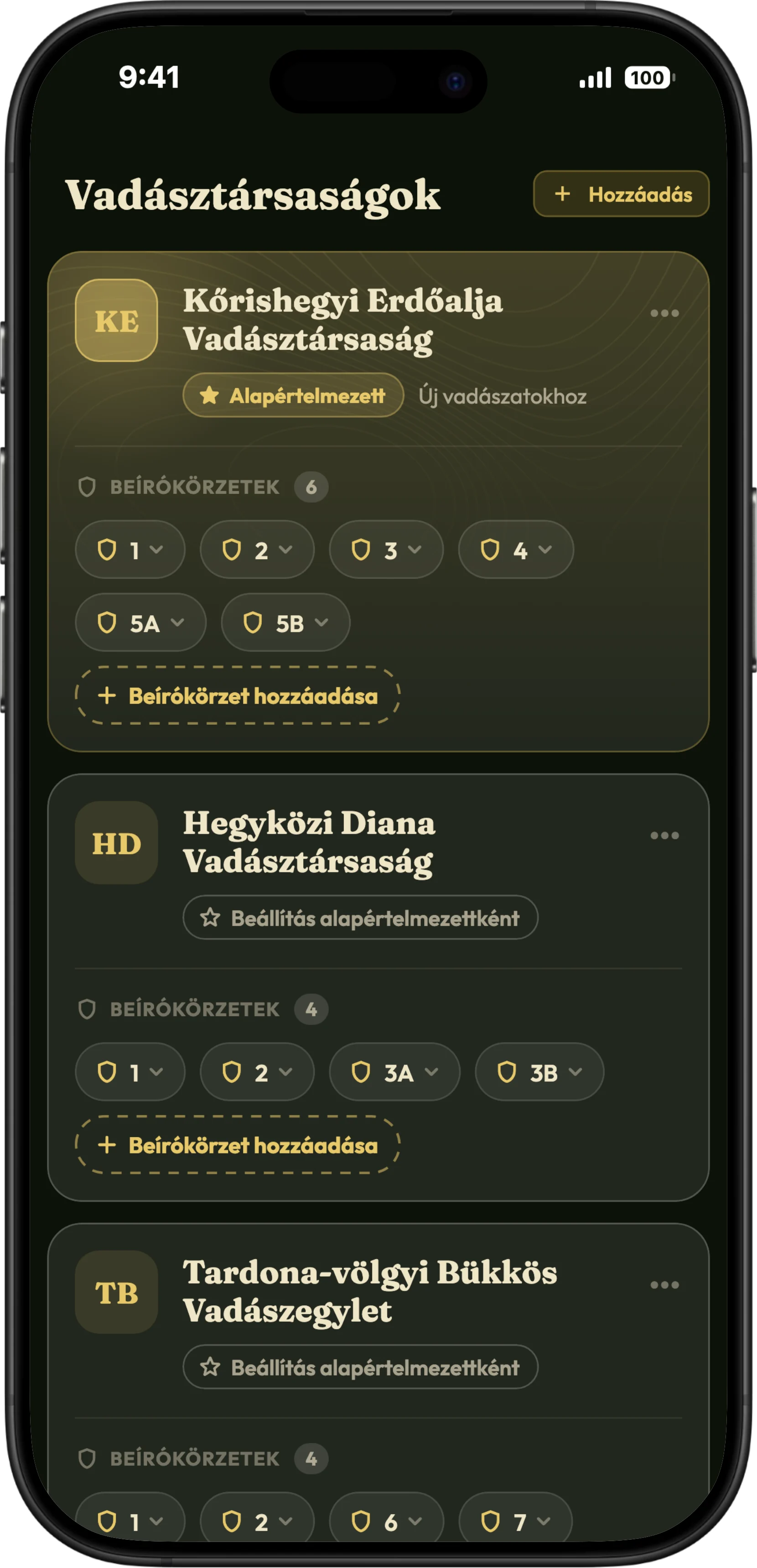 A vadásztársaságok képernyő a HunTrackerben iPhone-on, minden társaság a beírókörzeteivel